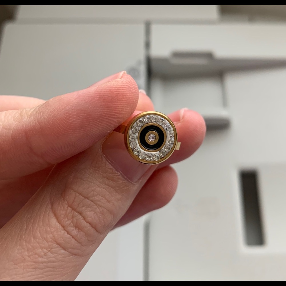 Golden ring - Picture 6 of 6